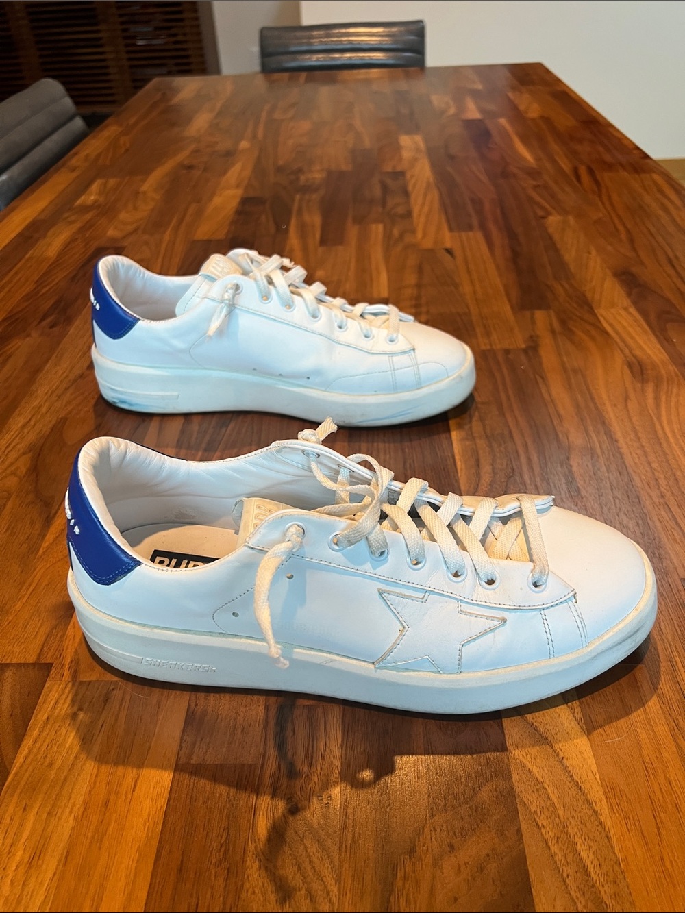 Golden Goose White Leather Sneakers with Blue Heel Tab - Picture 3 of 7